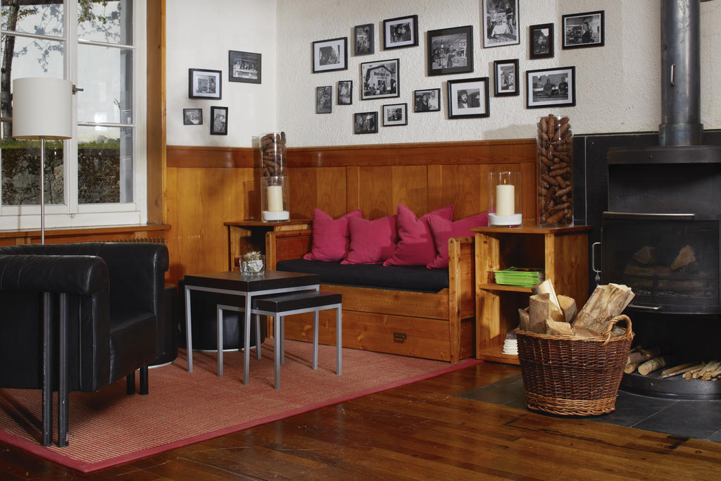 Alpenrose Gadmen - Gasthaus Extérieur photo